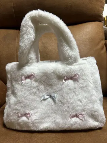 오샤레캣 마리 퍼 토트백