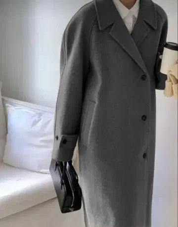 HAUS 한국 alpaca raglan coat (charcoal)