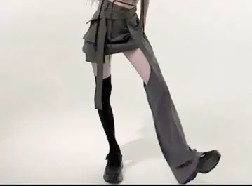melt the lady string mini skirt pants
