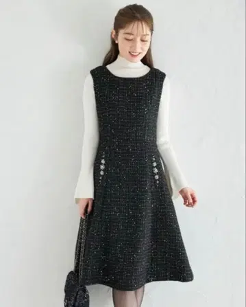 tocco 블랙 트위드 슬리브리스 A라인 원피스