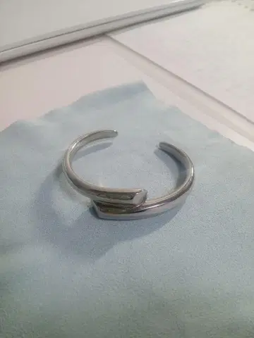SINSS Cross bangle / 크로스 뱅글