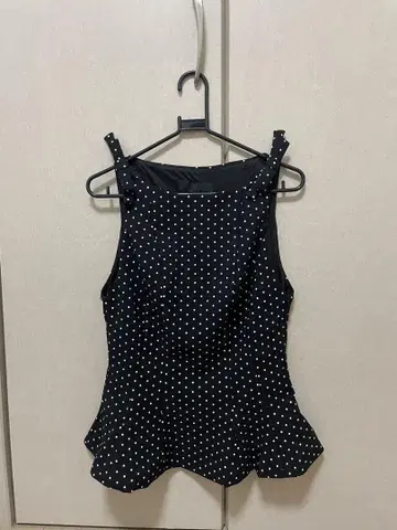 완판템 ZARA 도트 무늬 페플럼 리본 상의 M 블랙