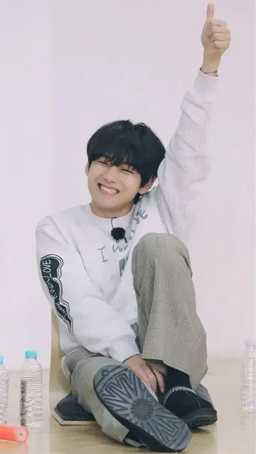 BTS DNA 맨투맨 트레이닝복 태태 착용 XL 사이즈