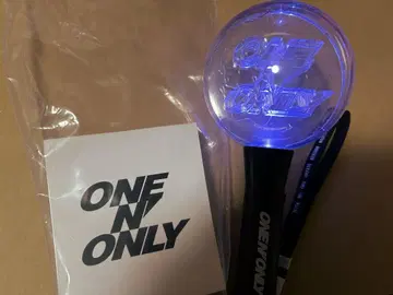 ONE N' ONLY 원엔 응원봉 지구본 #003