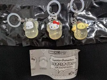 산리오 캐릭터즈  오이스터 메지루시 액세서리
