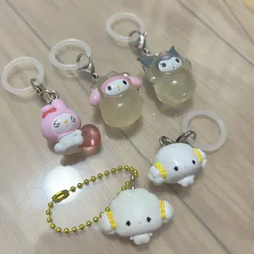 산리오 메지루시 액세서리 가챠 세트