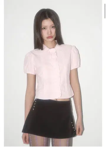 illigo 핀턱 프릴 블라우스 핑크