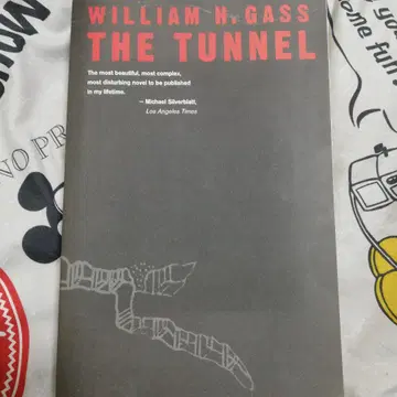 윌리엄 H. 개스 THE TUNNEL 터널