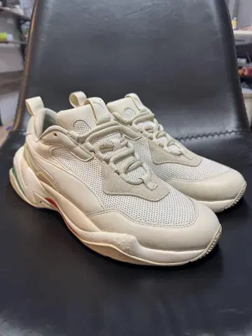 PUMA THUNDER SPECTRA 대드 스니커즈