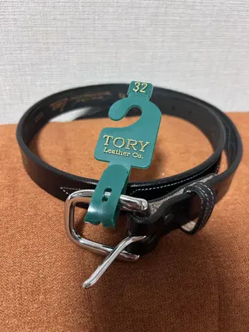 TORY LEATHER 블랙 가죽 스티치 벨트 32 미사용 새상품