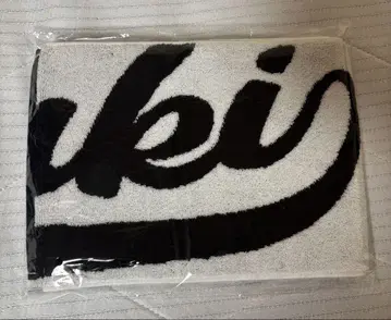 시로이와 루키 머플러 타월