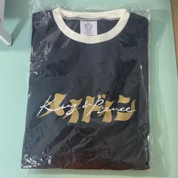 King & Prince 로고 T셔츠 블랙