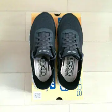 SKECHERS Slip-ins 블랙 스니커즈
