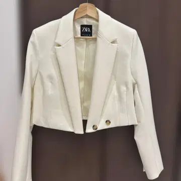 ZARA 아이보리 크롭 테일러드 자켓