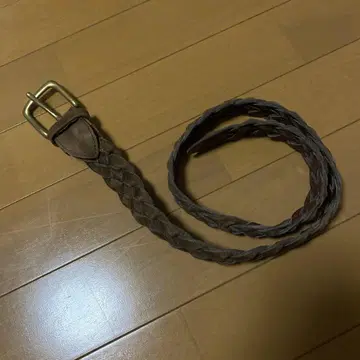 브라운 뜨개질 가죽 벨트
