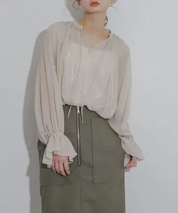 [ 즉시 구매 가능 ] 하쿠 프린트 블라우스 (베이지)