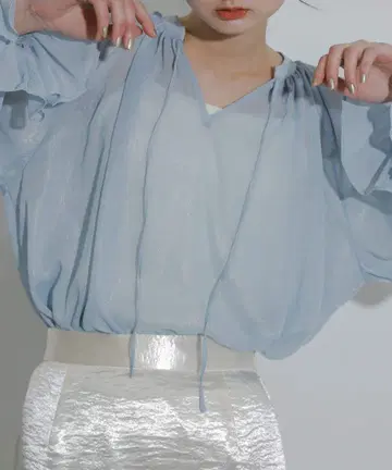 [ 즉시 구매 가능 ] 하쿠 프린트 블라우스(스카이블루)
