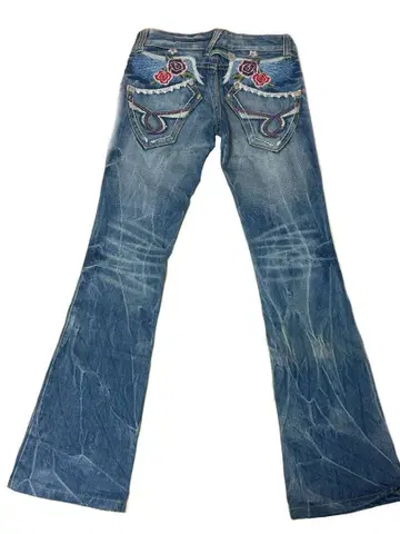 REDPEPPER 로우라이즈 플레어 부츠컷 데님 장미 자수 y2k