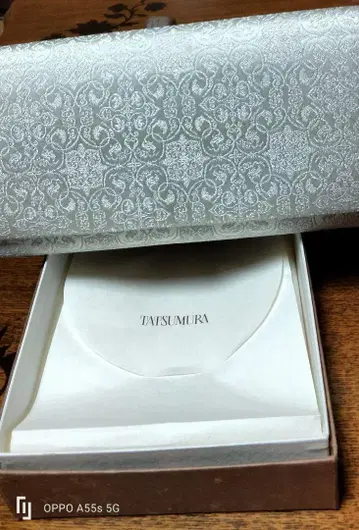 타츠무라 미술 직물 파티 백, 포도 당초 문 금