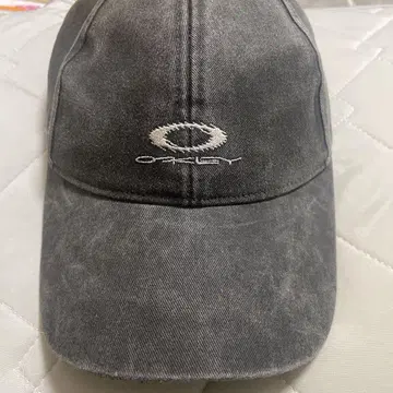 OAKLEY 캡