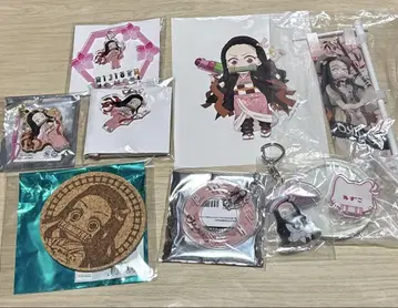 카마도 네즈코 키링, 배지, 코스터
