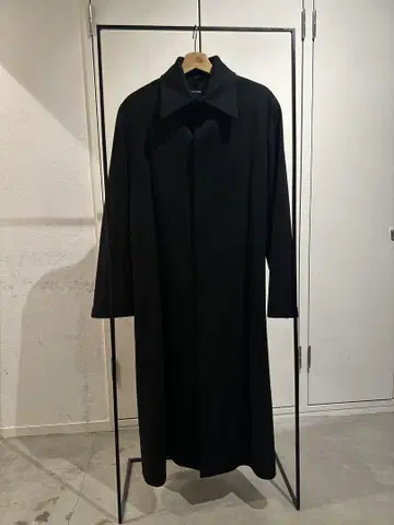 알렉산더 맥퀸 본인 시기 블랙 롱 코트 99AW?