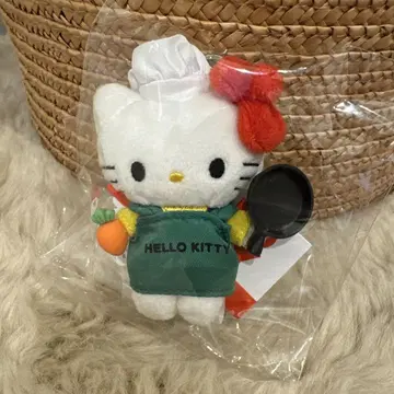 미개봉 새상품 로리즈팜 Me% 토이 키링 쿠킹 산리오