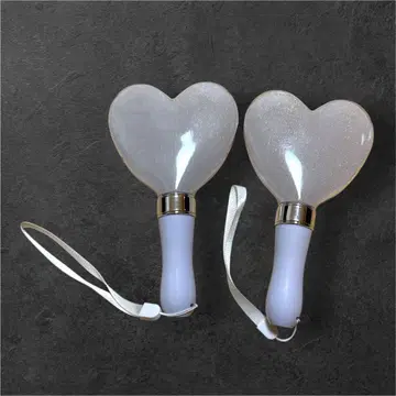 [ 새상품 ] 24색 컬러 체인지 하트형 LED 응원봉 2개 세트