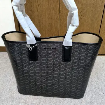 미사용 새상품 MICHAEL KORS 로고 토트백 블랙