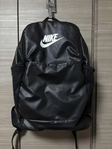 NIKE 블랙 백팩