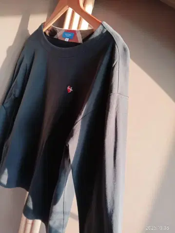 새상품급!! BLUE LABEL CRESTBRIDGE 티셔츠