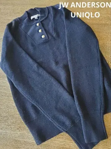 미착용 JW ANDERSON x UNIQLO 스웨터 네이비