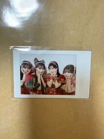 KAWAII LAB 빨간 팀 집합 폴라로이드