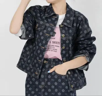 새상품급 MARY QUANT 모노그램 패턴 데님 블루종 M