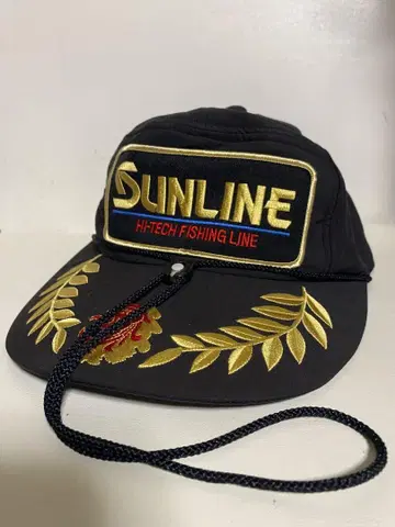 SUNLINE 자수 블랙 캡