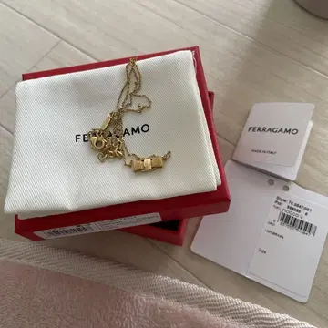 FERRAGAMO 리본 모티브 목걸이
