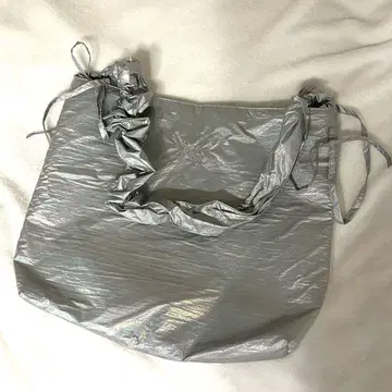 INI 메쉬 숄더백
