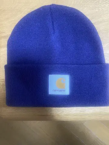 새상품 시착만 한 상품 칼하트 Carhartt 니트 모자 Aura
