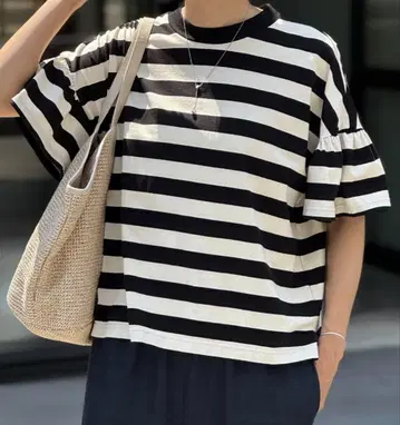 비어즐리 개더 슬리브 Tee