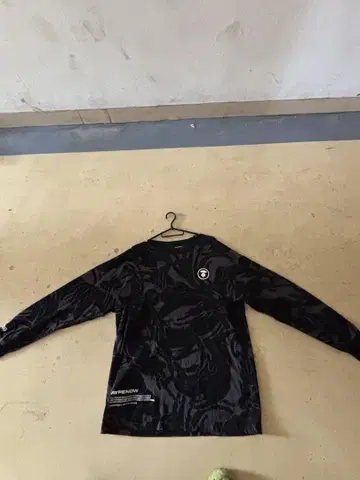 AAPE NOW 카모플라쥬 긴팔