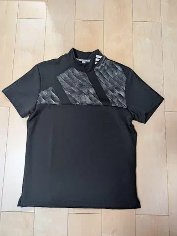 아디다스 골프 모크넥 반팔 셔츠 L 사이즈
