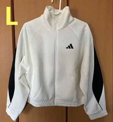 택 없음 시착만 한 상품 adidas 숏 트랙 자켓 L