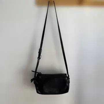 다코타 가죽 숄더백