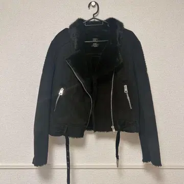 ZARA 퍼 포함 블랙 스웨이드 라이더 자켓