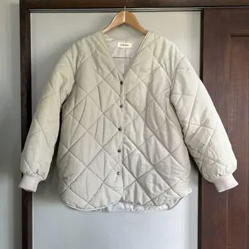 SLOBE citron. 다운 자켓