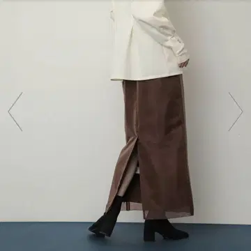 오간자 레이어드 스커트 어반 리서치 센스 오브 플레이스