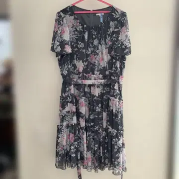 TO BE CHIC 플라워 프린트 원피스 46