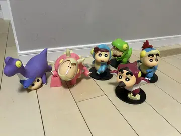 공룡 캐릭터 피규어 6개 세트 짱구는 못말려(크레용 신짱)