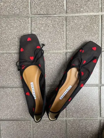 하트 무늬 피피시크 플랫슈즈
