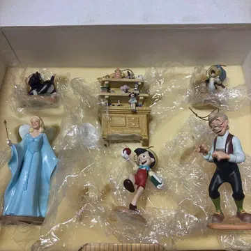 디즈니 WDCC 피노키오 입상